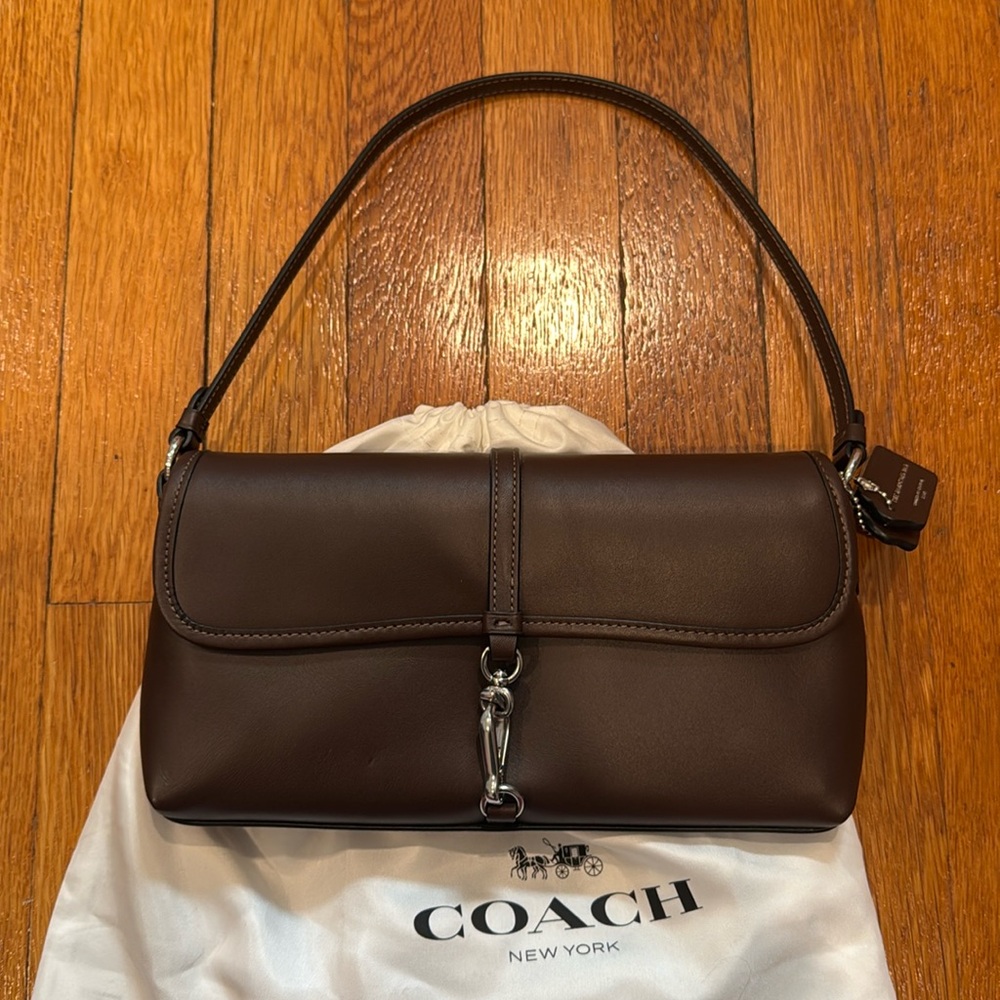 Coach Hamptons bag in Maple